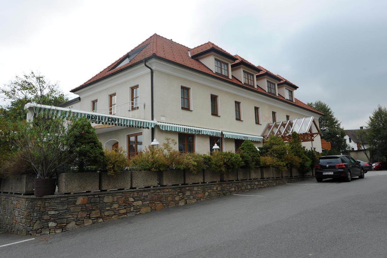 Hotel Geier Bad Schönau Екстериор снимка