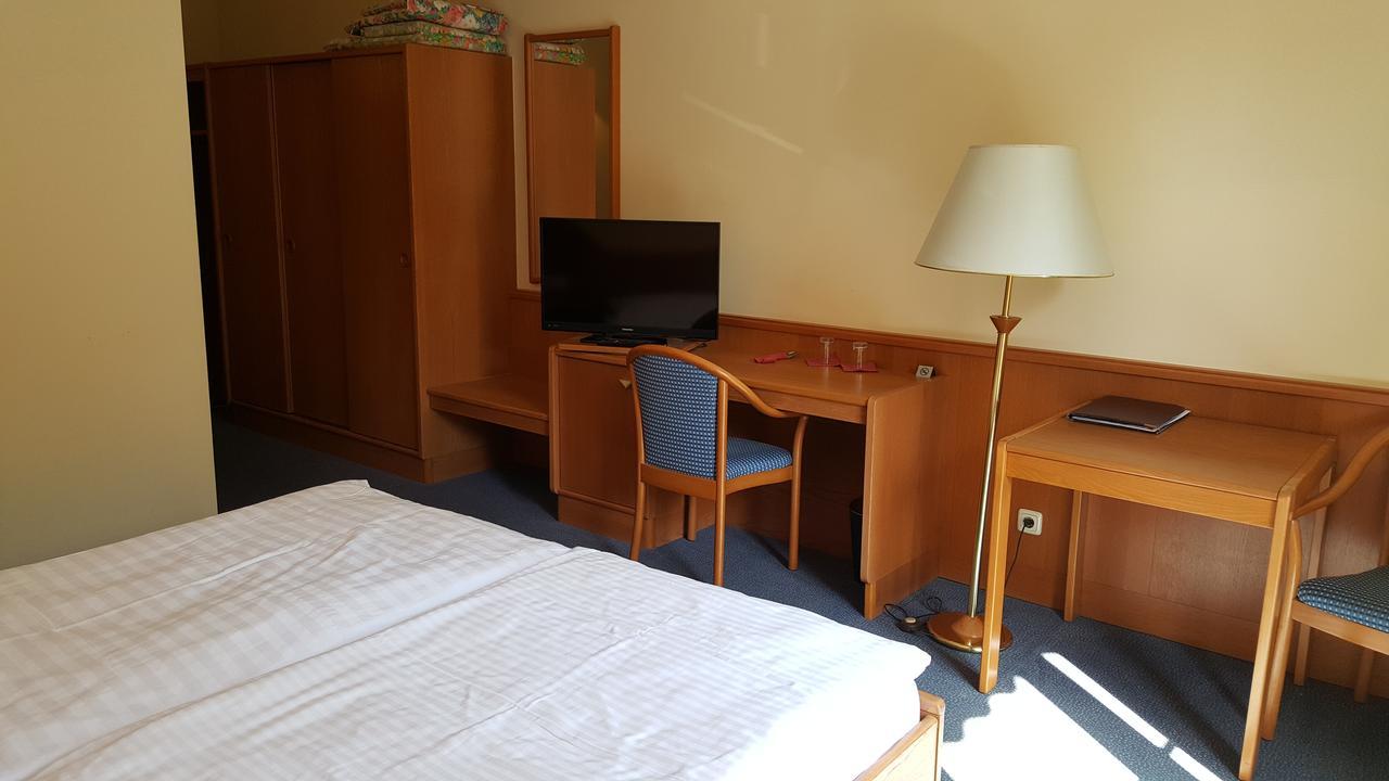 Hotel Geier Bad Schönau Екстериор снимка